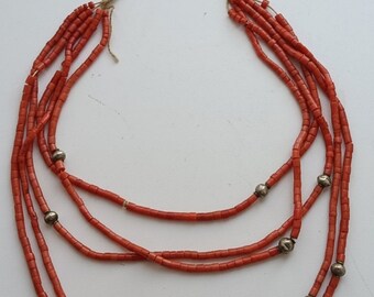 Collar de Coral Antiguo de auténtico Coral rojo mediterráneo 19c. Ancho - 80,5 gramos