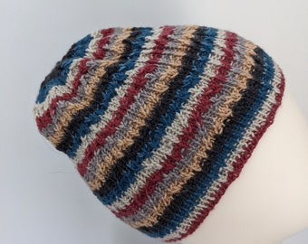 ストライプシェブロンビーニー