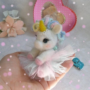 Needle Felted Unicorn  Birthday present Wool Felt  Unicorn Rainbow Unicorn Toy White Unicorn Felted miniature Unicorn Fantasy Animals Decor