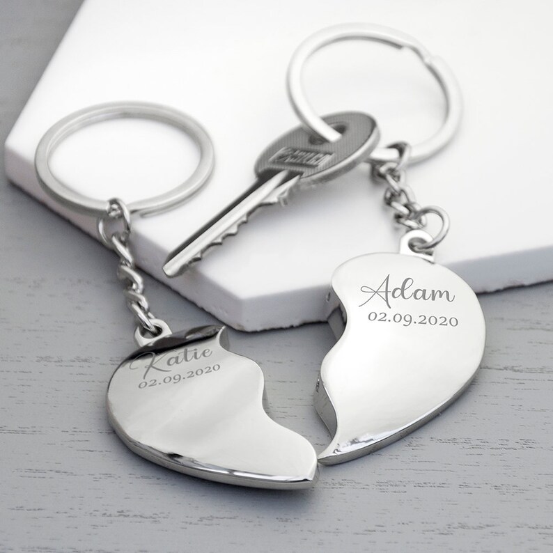 Wedding Day Engagement Anniversary Valentines Day Personalised Special Date Heart Keyring Set