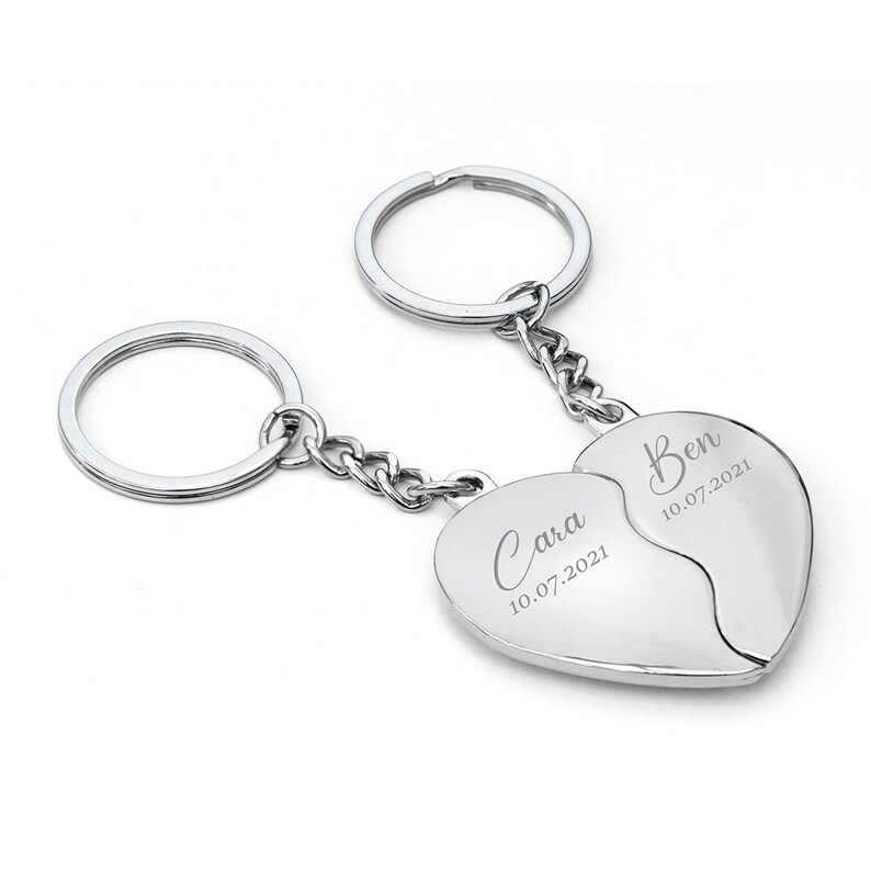 Wedding Day Engagement Anniversary Valentines Day Personalised Special Date Heart Keyring Set