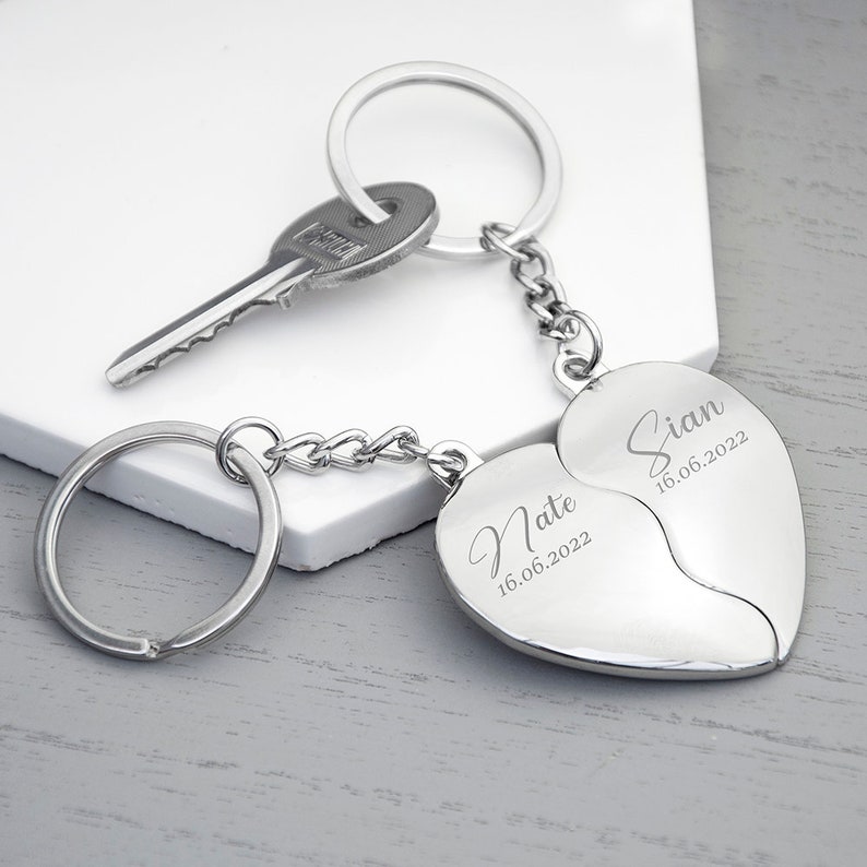 Wedding Day Engagement Anniversary Valentines Day Personalised Special Date Heart Keyring Set