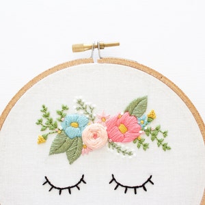 Posy Embroidery Pattern, PDF Embroidery Pattern, Digital Download, Floral Embroidery Pattern, Sleepy Face, Flower Crown Embroidery Pattern image 2