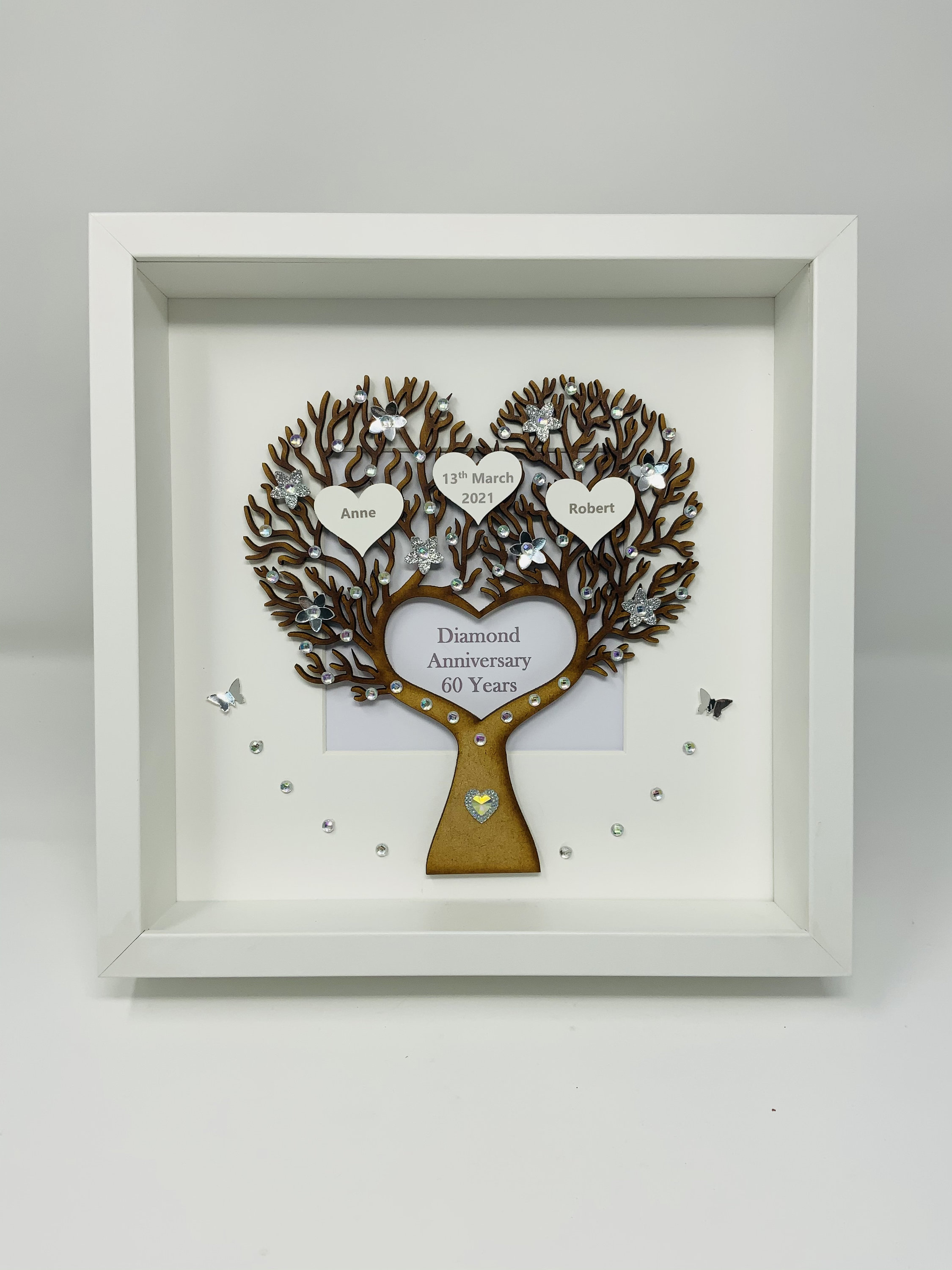Marco de fotos personalizado con forma de corazón para el 60.º aniversario  de bodas de diamante, regalo para él o ella, esposo o esposa, árbol  genealógico. - Etsy México, image size:2250x3000