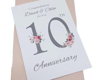 Kaart 10e huwelijksverjaardag - blikken wenskaart 10 jaar tiende verjaardag, cadeau voor vrouw, echtgenoot, paar vrienden - bloemennummer