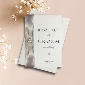 Bruder des Bräutigams am Hochzeitstag Karte - personalisierte Luxus Grußkarte Einladung Geschenk - Farbwahl (Brother Of The Groom)