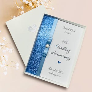 Carte 8e anniversaire - Bronze 8 ans d'âge huitième anniversaire de mariage cadeau femme mari petite amie petit ami - 18 couleurs au choix - noeud de luxe