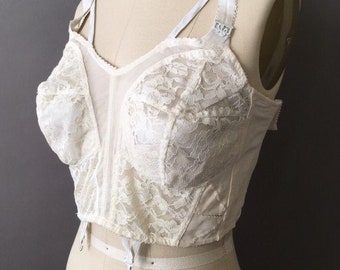 50s Lace Lady Bra - 1950s Vintage White Lace Bra Corset - Pin Up White Lingerie - Adjustable Sexy Burlesque Bullet Bra Corset w Suspenders