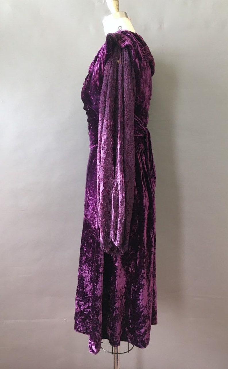 20s 30s Royal Crush Dress 1920s 1930s Vintage Purple Crushed Velvet Dress Violet Velvet Dress w Bell Sleeves and Side Snap Buttons image 4