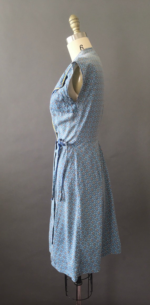 50s Swirl Me Around Dress - 1950s Cotton Blue Yel… - image 4