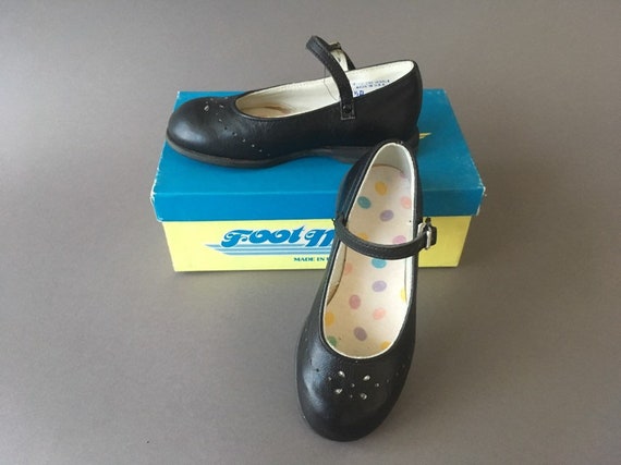 70s Deadstock Vintage Girls Leather Maryjane Shoes