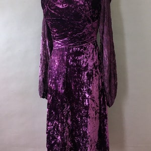 20s 30s Royal Crush Dress 1920s 1930s Vintage Purple Crushed Velvet Dress Violet Velvet Dress w Bell Sleeves and Side Snap Buttons image 3