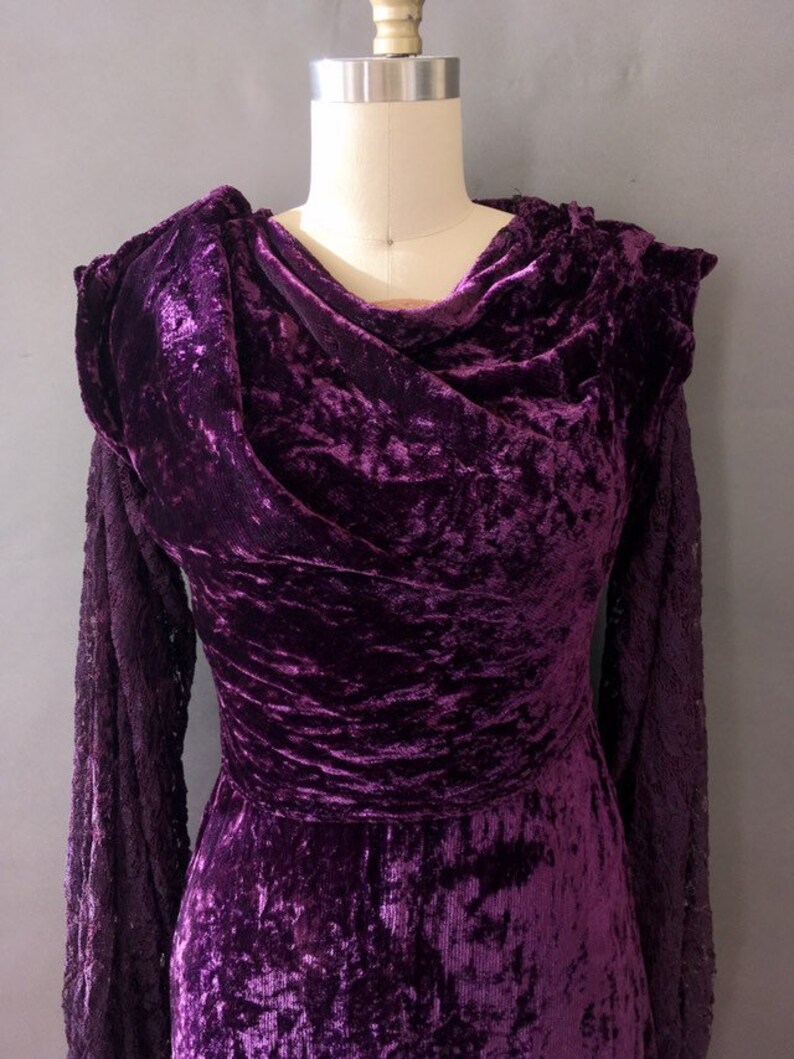 20s 30s Royal Crush Dress 1920s 1930s Vintage Purple Crushed Velvet Dress Violet Velvet Dress w Bell Sleeves and Side Snap Buttons image 7