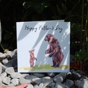 Scheda illustrativa dell'orso per la festa del papà stampata su carta ecologica
