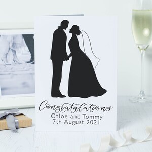 Tarjeta de boda personalizada - silueta de novia y novio - personalizada con nombres y fecha de boda