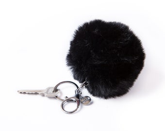 Pom Pom Keychain / Furry Keychain / Fur Keychain  / Faux Fur Pom Pom / Faux Fur Keychain / Furry Key Chain / Fake Fur Keychain / Pom Pom Fob