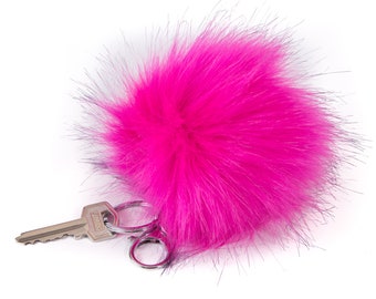 Pom Pom Keychain // Bag Charm Pom Pom // Faux Fur Keychain // Furry Keychain // Fur Chain Holder // Pompom Key Chain // Fluffy Keychain