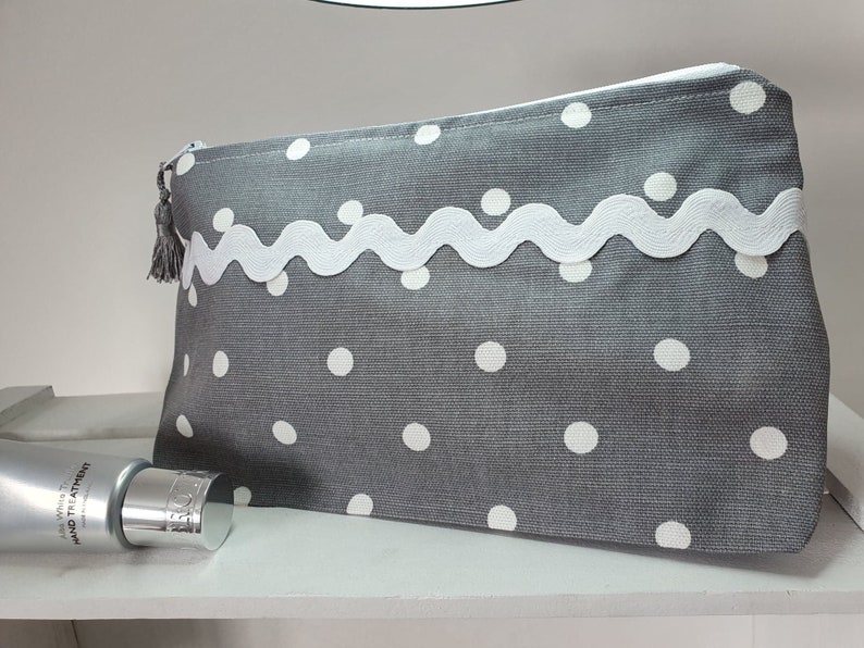 Cotton linen fabric makeup bag