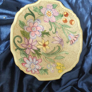 vintage hand painted plate Alfred Meakin 1947