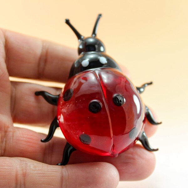 Handmade Glass Ladybug Figurine,Collectible Figurine,Glass Sculpture,Unique Glass Figurines,Glass Miniature (f143)
