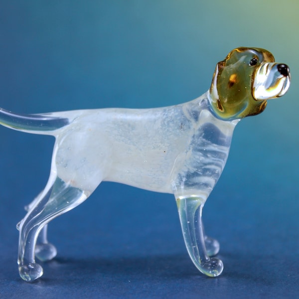 Color Glass Pointer Figurine.Dog Figurine Glass.Figure miniature.glass lampwork.glass dog sculpture.dog figurine.(e25)