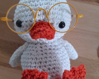 Zaico le petit canard et ses lunettes, amigurumi, crochet doll, crochet duck, peluche crochet, doudou, cadeau de naissance