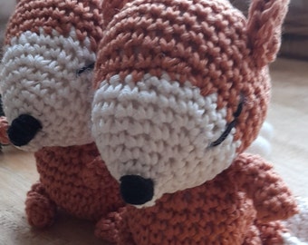 patron Olaf le joli petit renard , crochet pattern , tutoriel renard crochet , modèle amigurumi , modèle de renard au crochet