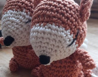 Olaf le joli petit renard au crochet, amigurumi , cadeau de naissance, doudou renard,  doudou bébé, crochet fox, crochet baby