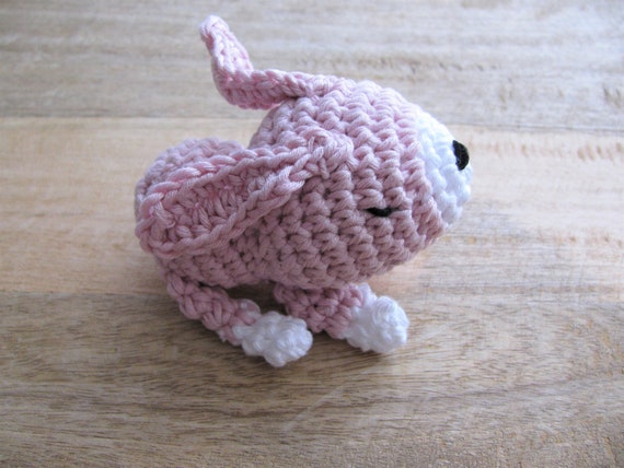 Paulo le joli lapin au crochet , amigurumi, peluche coton ,doudou en coton  , bunny crochet , cadeau bébé -  France
