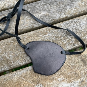 Leather Eyepatch: Assorted colours