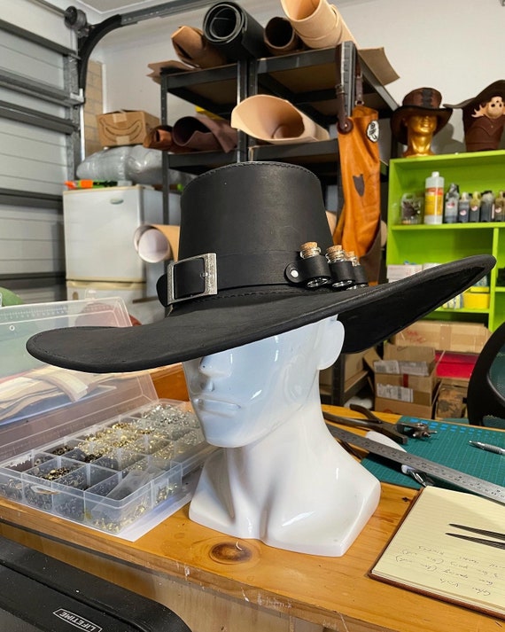 Sombrero de cazador de vampiros de cuero hecho a pedido - México