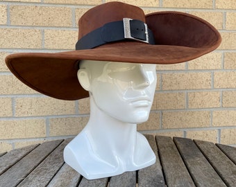 Leather Musketeer Hat (Made to Order)