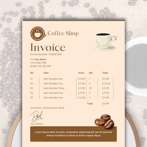 Peut inclure: Facture de café beige avec une illustration de tasse à café. La facture comprend des champs pour les numéros d'articles, les descriptions, les prix et les totaux. Le texte "Coffee Shop" et "Invoice" est bien en évidence.