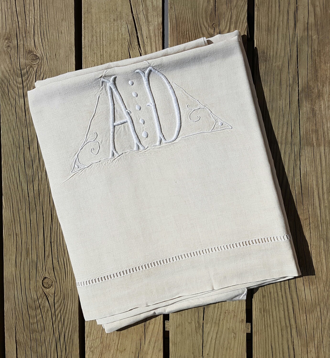 Grand Drap de Lin Écru Monogramme Ad Vintage