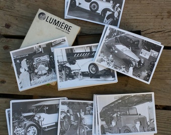 Lote 32 fotos en blanco y negro de exhibición de autos antiguos