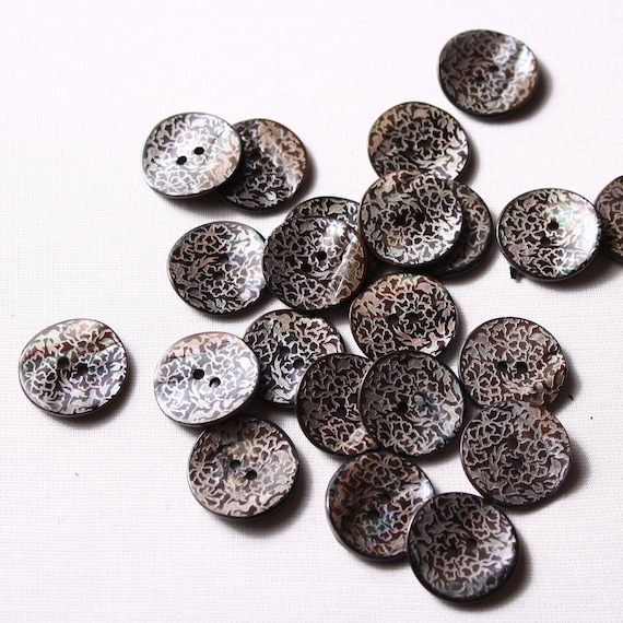18mm buttons B137 Black Buttons