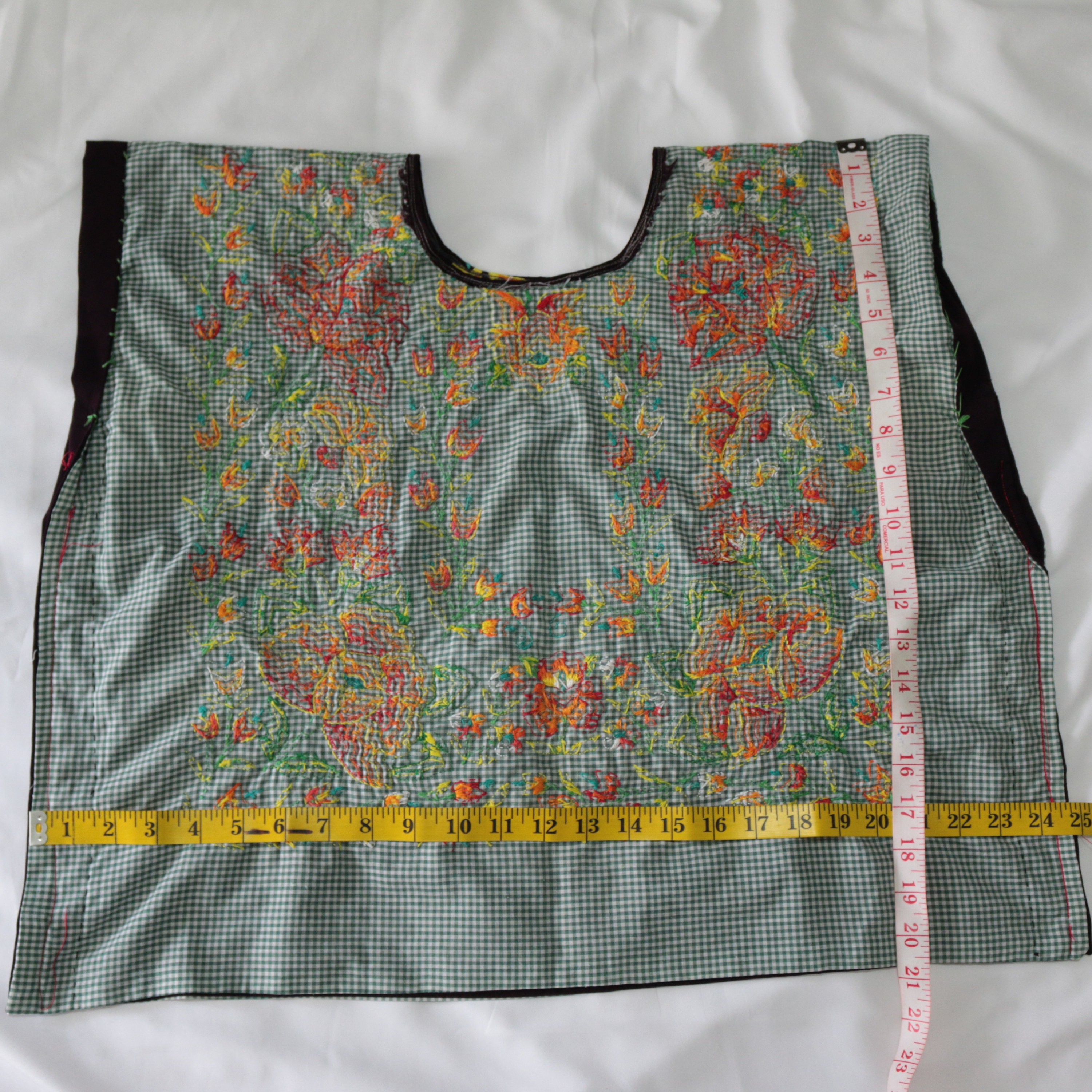 Embroidered Tehuana Blouse: VINTAGE Mexican Huipil