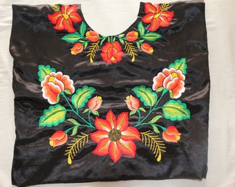 Huipil mexicano TEHUANA: huipil de Oaxaca con flores bordadas - Etsy España Huipil mexicano TEHUANA: huipil de Oaxaca con flores bordadas - Etsy España