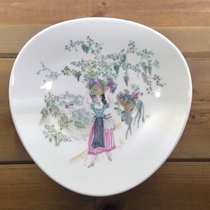 Mid Century Rosenthal Bele Bachem Large Porcelain Art Bowl – Woman Carrying Fruit at a Vineyard
