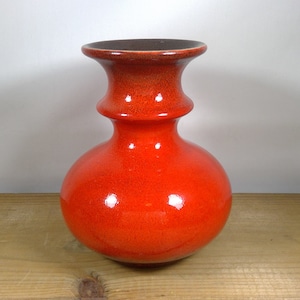 Mid Century Vintage 1960&#39;s Red Cari Zalloni Steuler Keramik Pottery Vase -  223-15