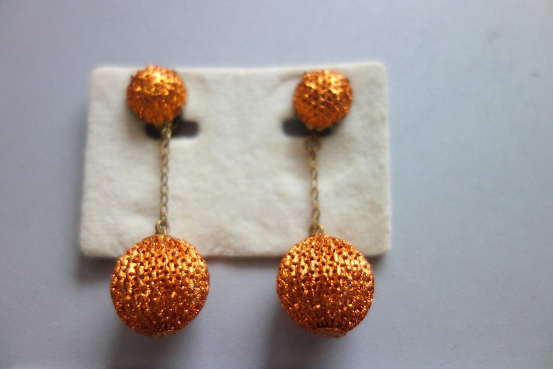 party jewelry of the 70s Boho party earrings filigree-rare disco balls made of wire-metal braid Disco Fever ear clips