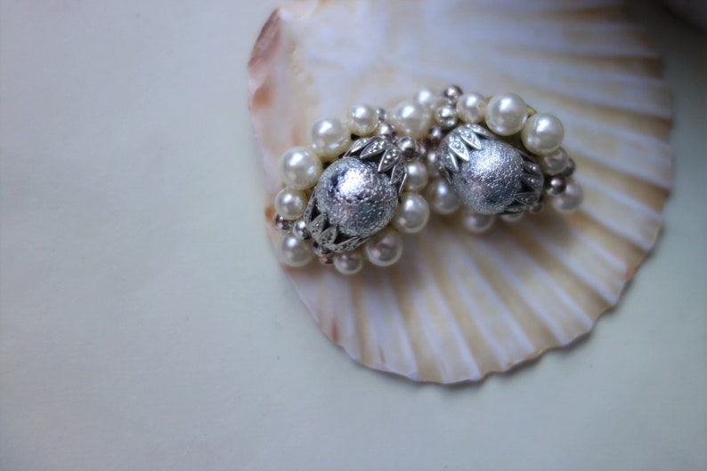 Ear clips-retro jewelry-Boho-Shabby chic-grannies old jewel-great ear clips for vintage speech unde-great gift for Mother/'s Day
