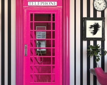 Roze telefoonceldeur muurschildering - Londense telefooncel sticker. Afneembare sticker, omslag, achtergrond, zelfklevende Britse poster. Meisjeskamer