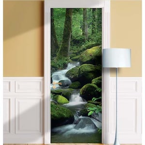 Forest Brook - Mural para Porta, Parede, Geladeira, Adesivo, Película Autoadesiva, Revestimento. TODOS OS TAMANHOS DE PORTA