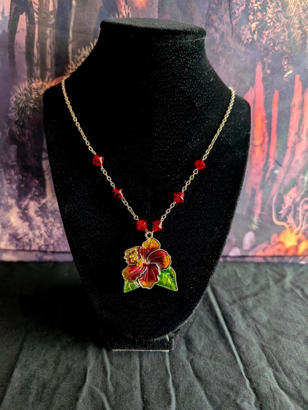 【Hawaii jewelry】ハワイコアウッド・ハイビスカスネックレス 魅惑的なハイビスカスネックレス シルバーチェーンネックレス