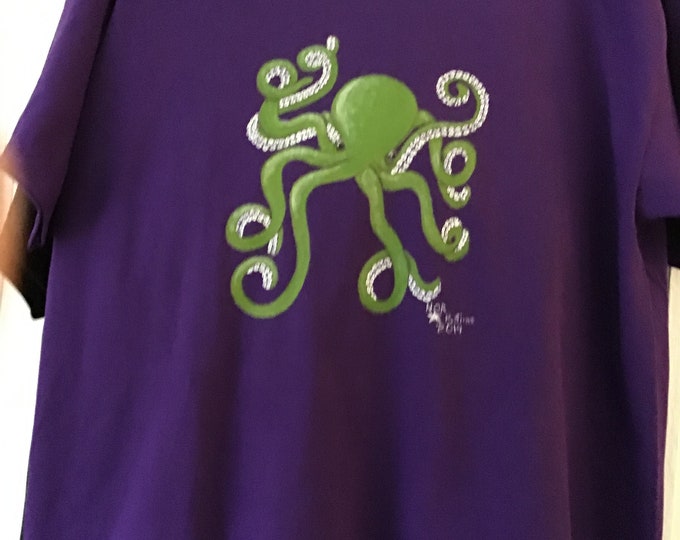 Hand painted Graphic Tee - Octopus