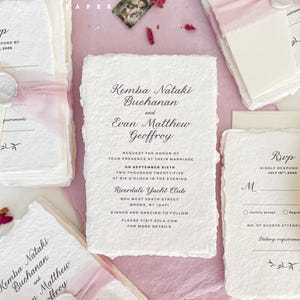 Ensemble de faire-part de mariage en papier fait main Isabeau, faire-parts bords tachés, rubans de soie, faire-part de mariage imprimés ou imprimables, DÉPT