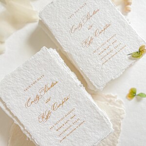 Suite de faire-part de mariage fait main Lorelai, faire-parts en papier taupe, faire-parts en papier coton, faire-parts calligraphie, DÉPT