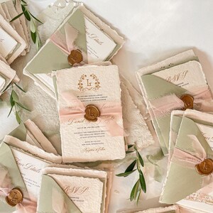 Faire-part de mariage en papier fait main Kiko, faire-parts bords tagués, lieu de mariage personnalisé, faire-part de mariage imprimés, papier coton, caution