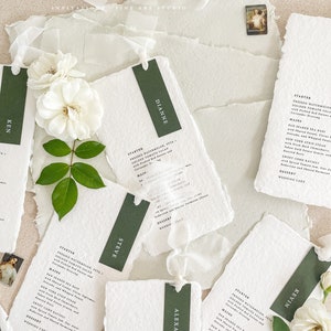 Ariyah, menus en papier fait main, marque-places avec noms d'invités, sceaux de cire dorés, menu imprimé, menus en papier taupe, papier de coton, caution